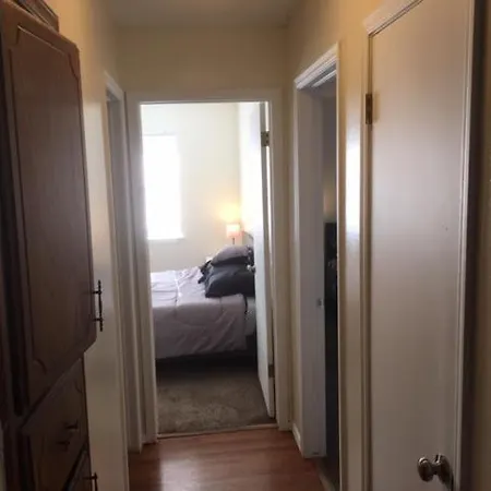 Fully Furnished Two Bedroom Apartment Lawton Exterior photo